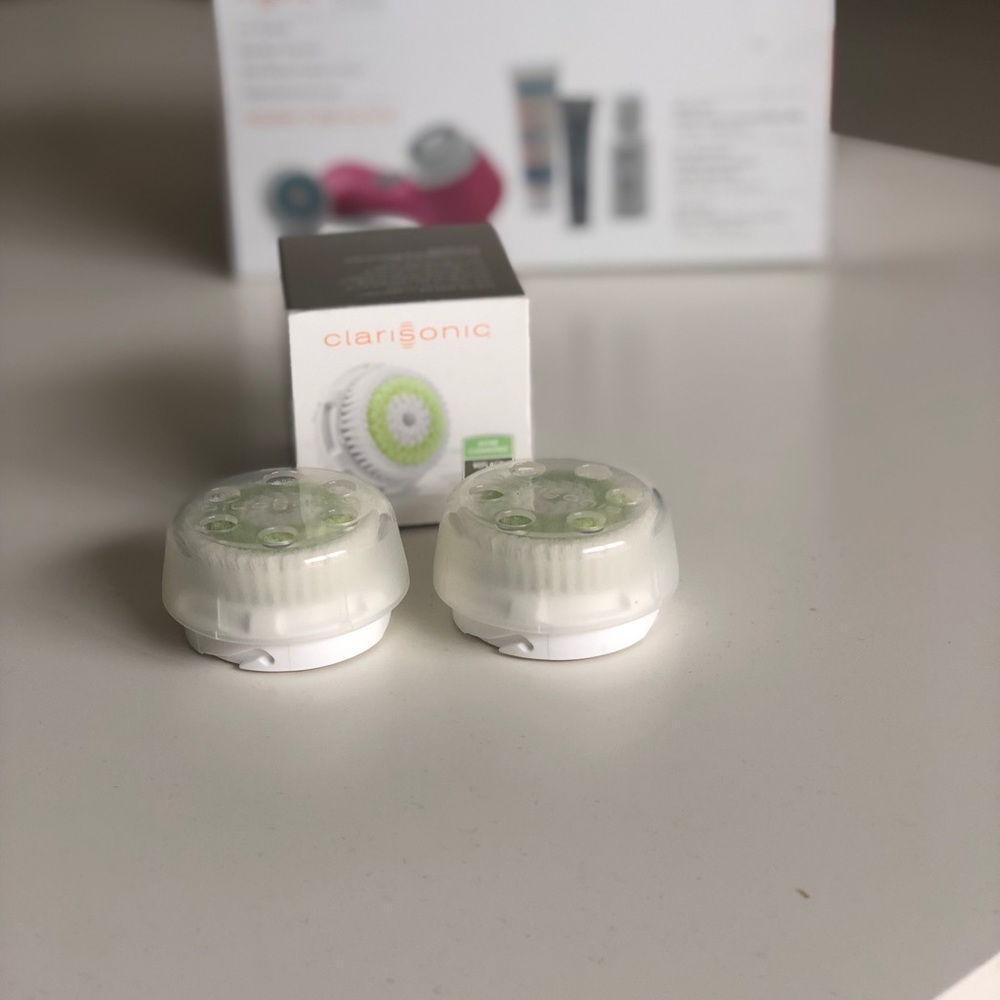 New Clarisonic acne cleansing brush head twin-pack